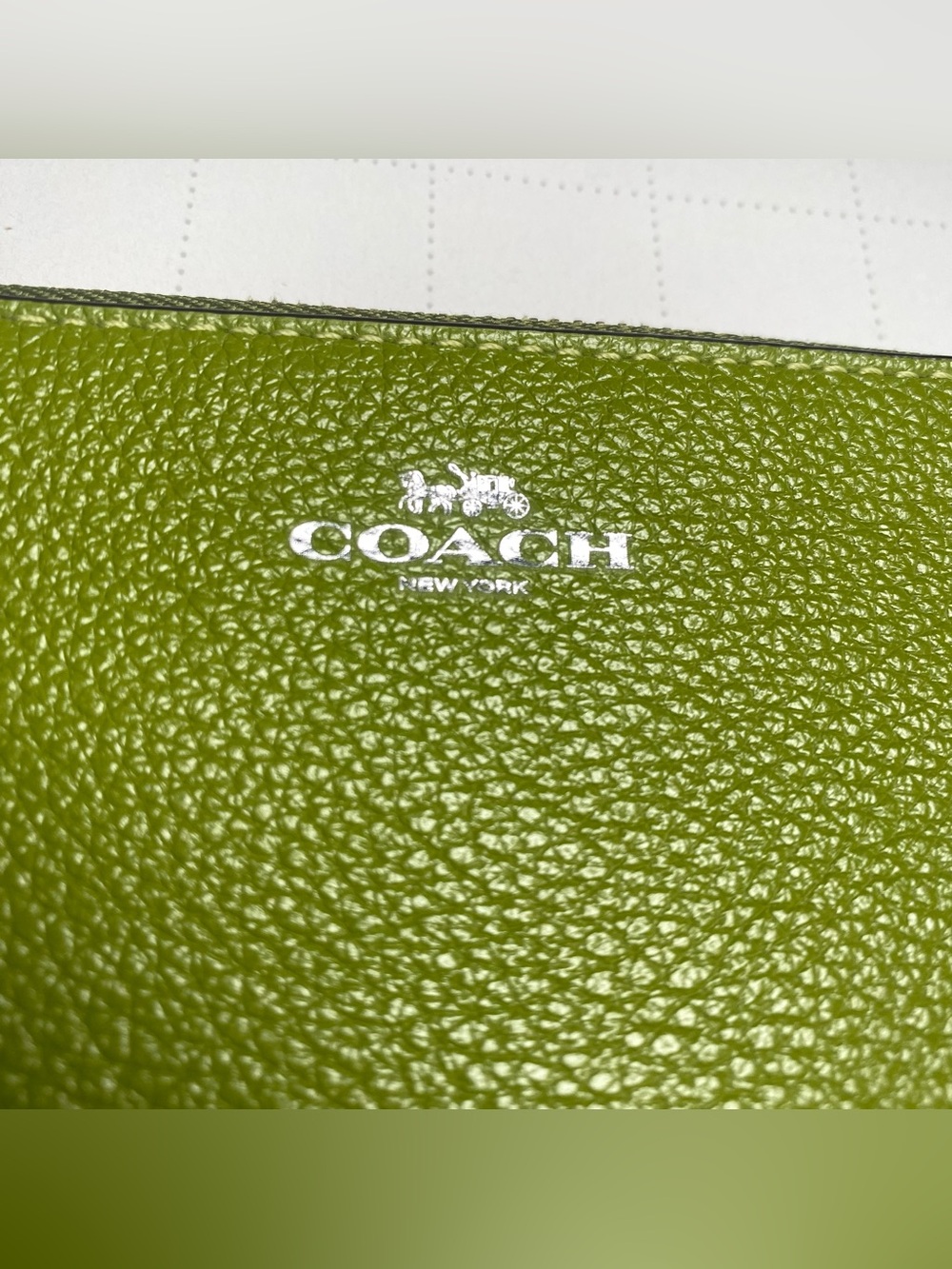 NWOT Coach Pebbled Leather Corner Zip Wristlet Wallet in Yellow Green - Picture 2 of 8
